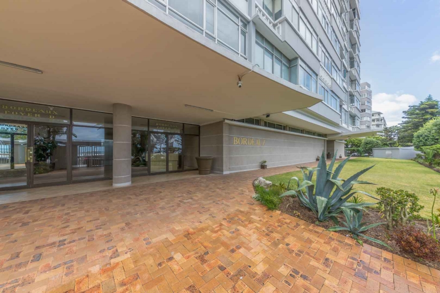 To Let 1 Bedroom Property for Rent in Sea Point Western Cape